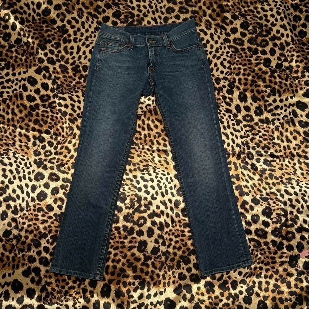 Lucky Brand Dark Wash Cropped Jeans - Picture 3 of 9